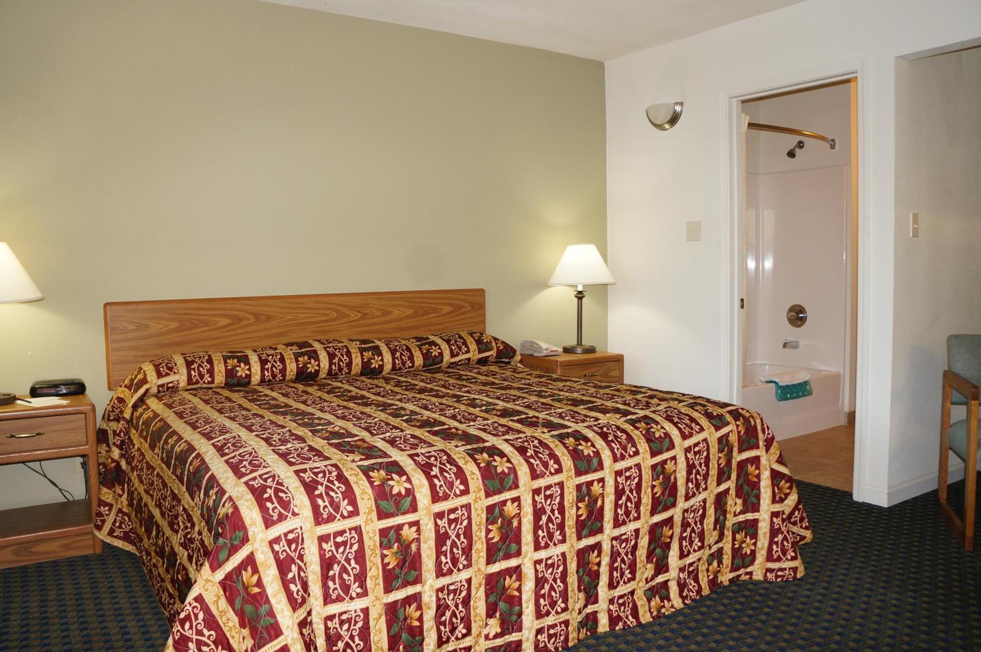 Lake Marina Inn Clearlake Oaks 객실 사진