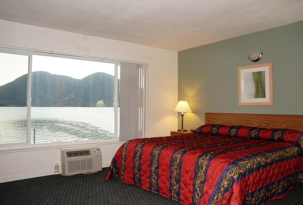 Lake Marina Inn Clearlake Oaks 객실 사진